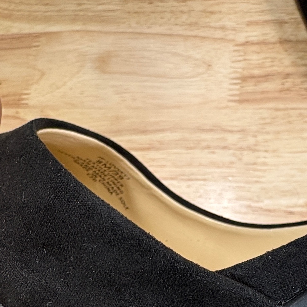 Jessica Simpson Black Pointed-Toe High Heel Pumps - Picture 5 of 10